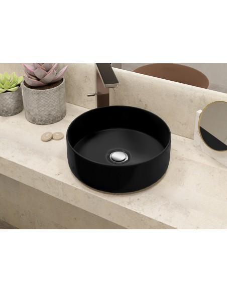 VASQUE A POSER SUR PLAN OSIRIS ART&BATH